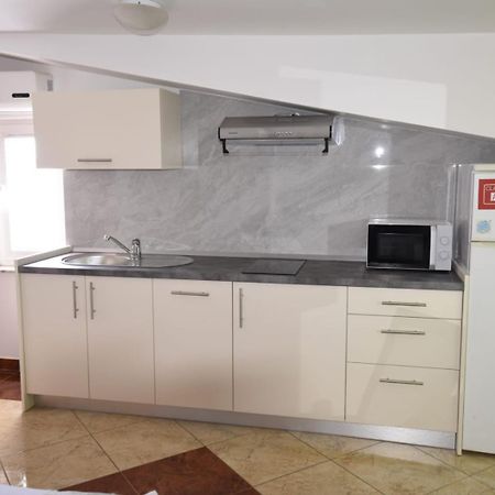 Apartmani Puzek Bibinje Luaran gambar