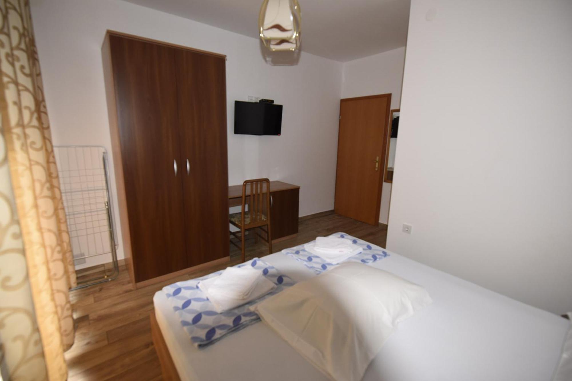 Apartmani Puzek Bibinje Luaran gambar