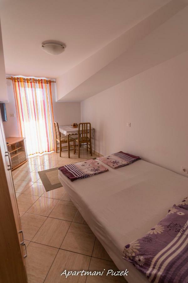 Apartmani Puzek Bibinje Luaran gambar