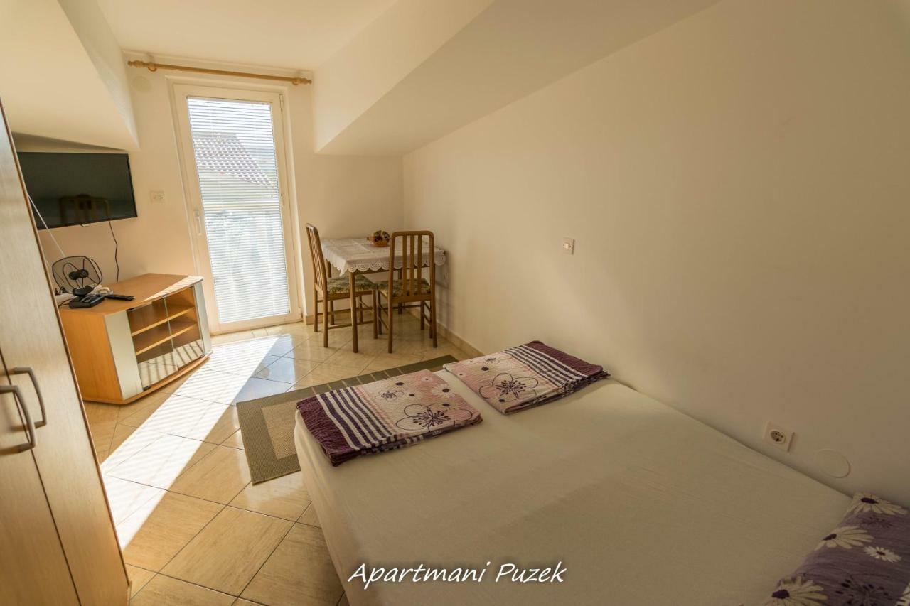 Apartmani Puzek Bibinje Luaran gambar